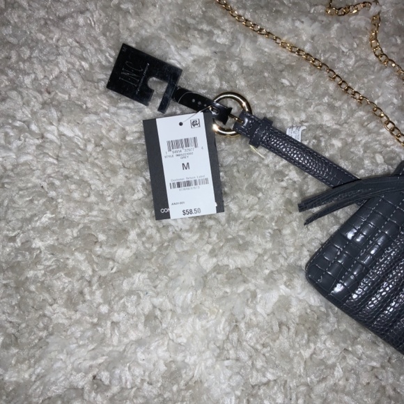 NWT INC International Concepts Faux Leather Combination Belt/Crossbody Bag - Picture 2 of 4